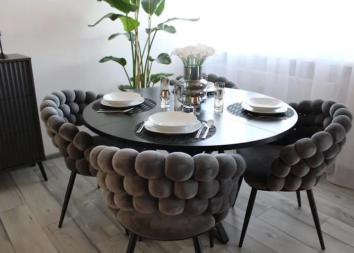 Oliver Apartment *